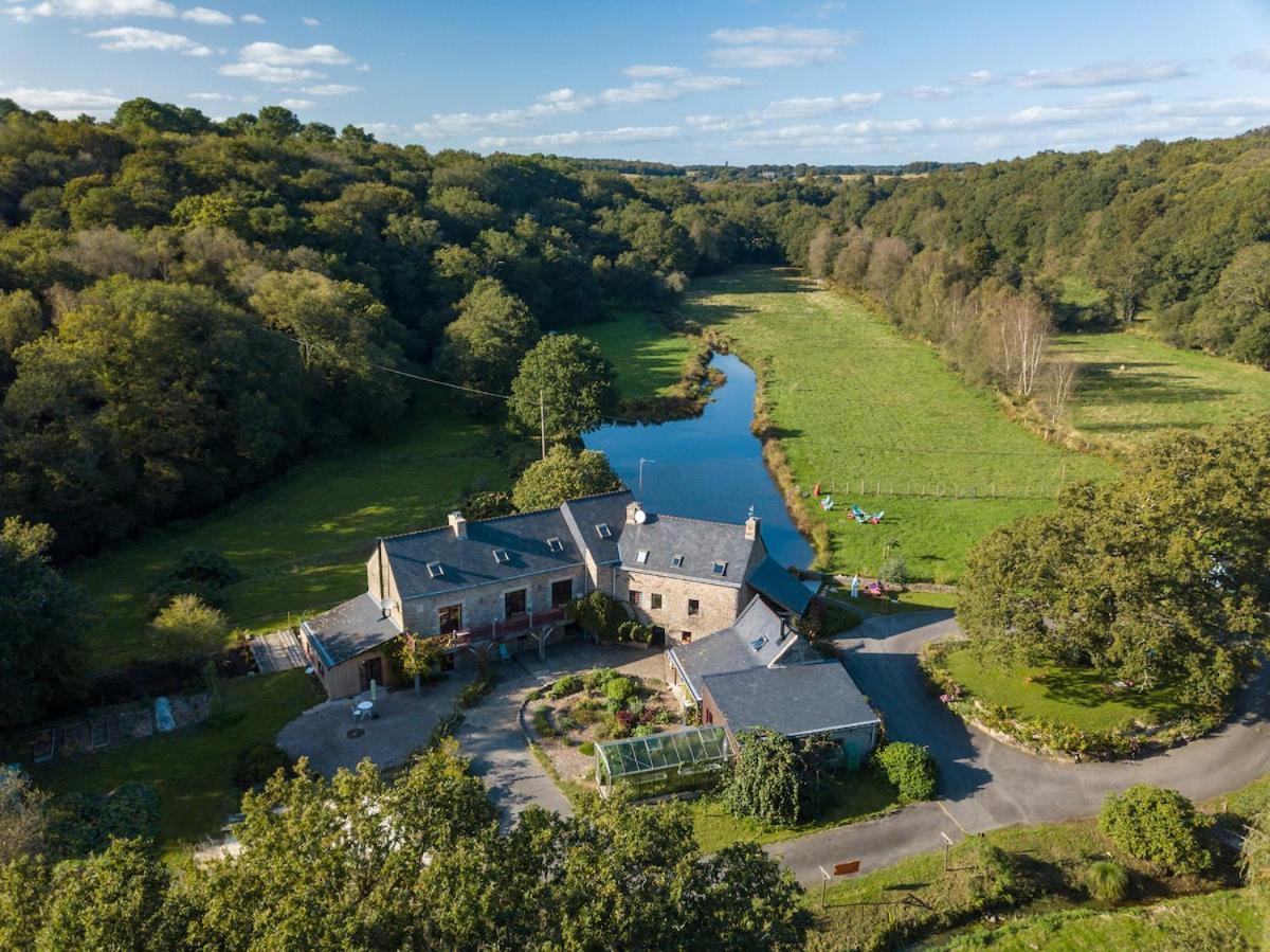 Bed and Breakfast Le Moulin Des Hirondelles Pluvigner Exterior foto